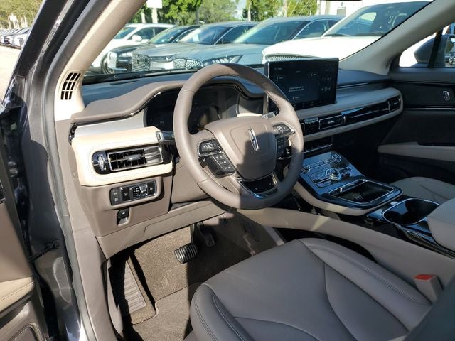 2022 Lincoln Nautilus Standard