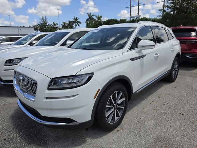 2023 Lincoln Nautilus Standard