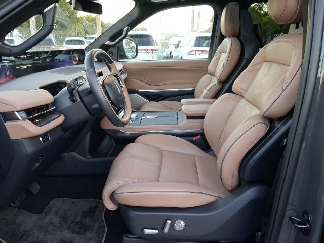 2025 Lincoln Navigator L Black Label