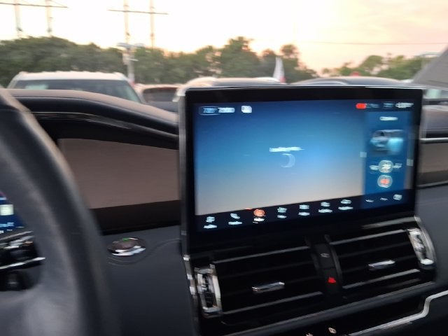2022 Lincoln Navigator L Black Label