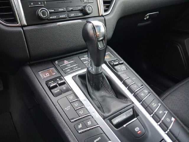 2018 Porsche Macan AWD