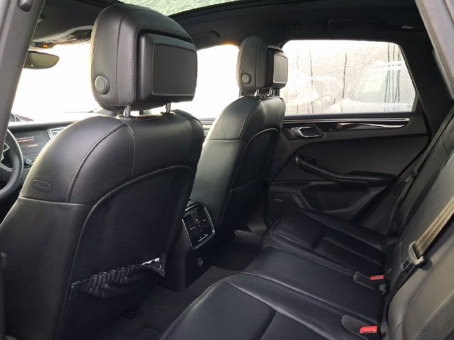 2018 Porsche Macan AWD