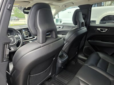 2018 Volvo XC60 T6 Momentum