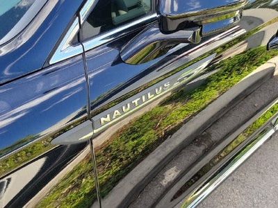 2022 Lincoln Nautilus Standard