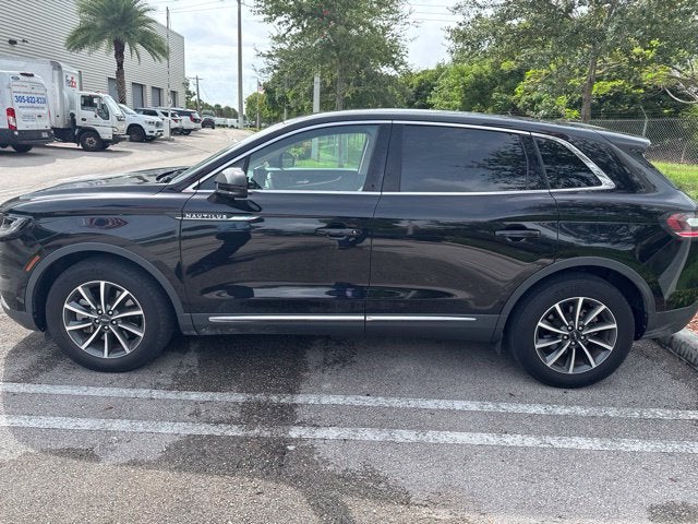 2022 Lincoln Nautilus Standard