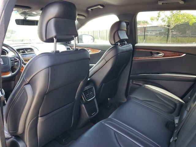 2019 Lincoln Nautilus Select