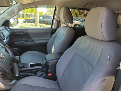 2022 Toyota Tacoma SR V6