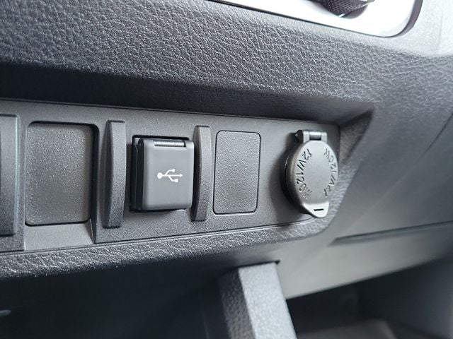 2022 Toyota Tacoma SR V6