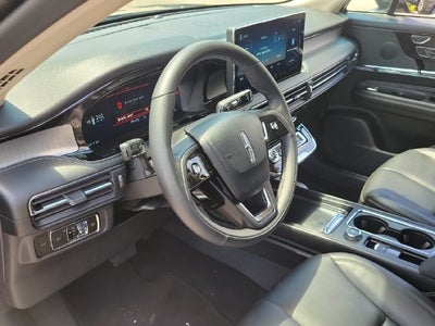 2025 Lincoln Corsair Premiere