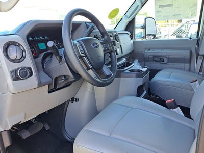 2025 Ford E-350SD Base Cutaway