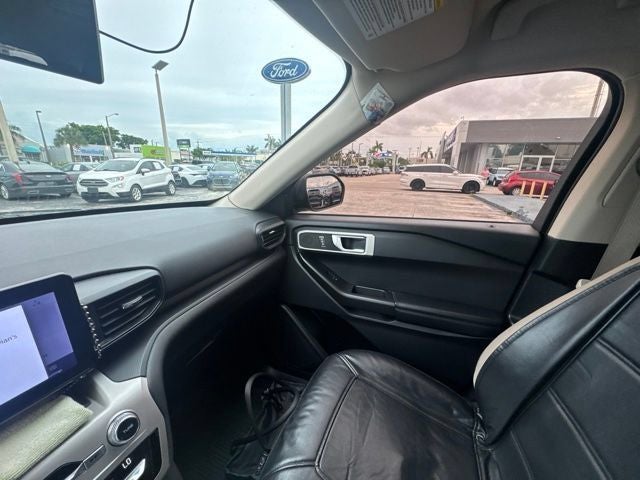 2020 Ford Explorer Base