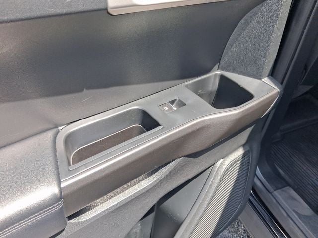 2020 Ford Explorer Base