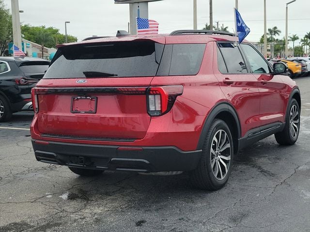 2025 Ford Explorer ST-Line