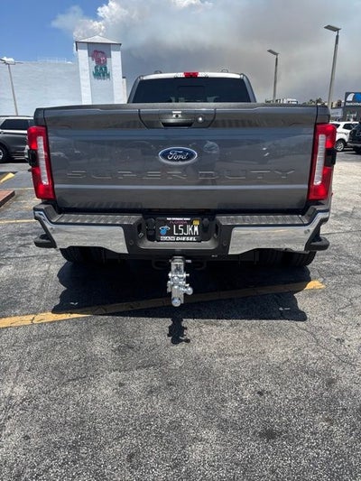 2025 Ford F-350SD Lariat DRW