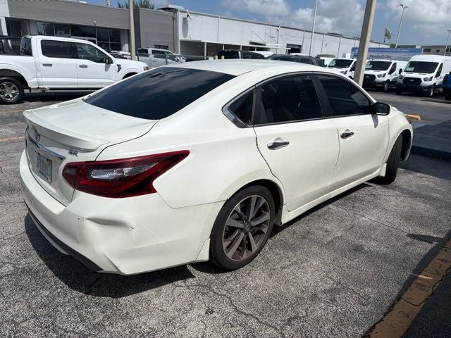 2017 Nissan Altima 2.5 SR
