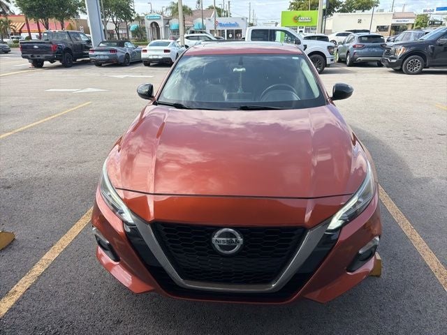Used 2019 Nissan Altima SR with VIN 1N4BL4CV3KN321220 for sale in Hialeah, FL