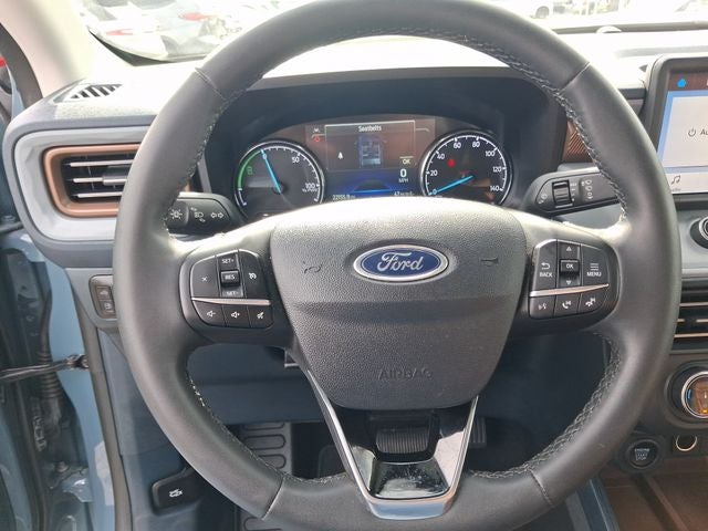 2023 Ford Maverick Lariat