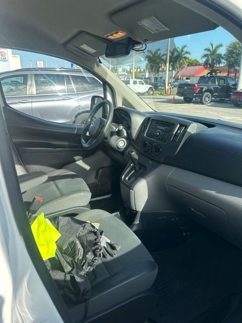 2015 Nissan NV200 S