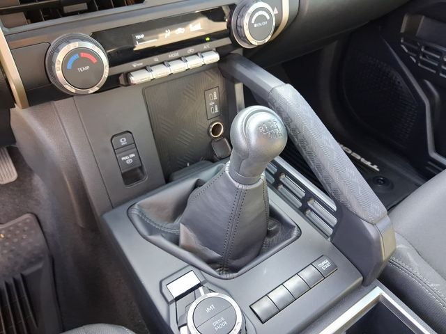 2024 Toyota Tacoma SR