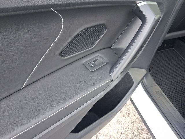 2022 Volkswagen Tiguan SE - Photo 10