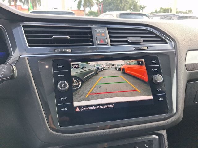 2022 Volkswagen Tiguan SE - Photo 22