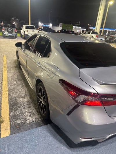 2022 Toyota Camry SE