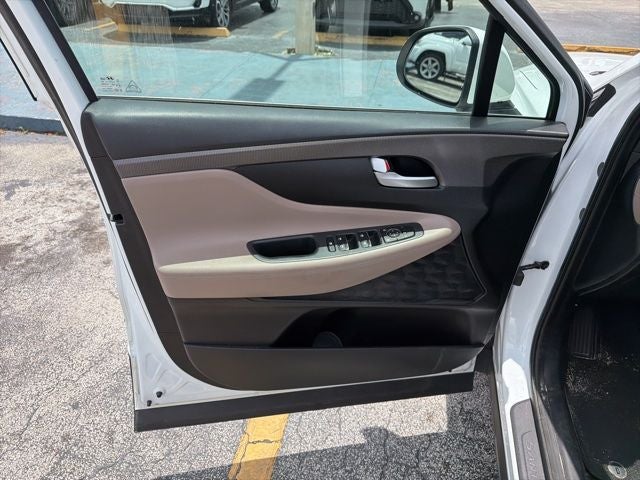 2020 Hyundai Santa Fe SE - Photo 12