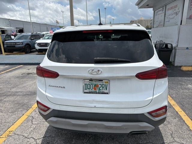 2020 Hyundai Santa Fe SE - Photo 6