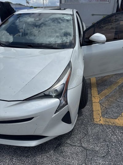 2016 Toyota Prius Three