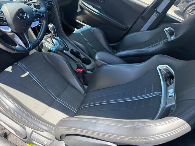 2022 Hyundai Veloster N Base