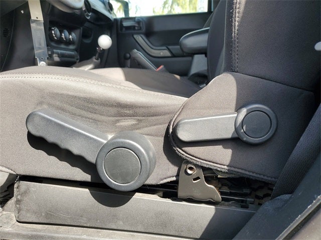 2017 Jeep Wrangler Willys Wheeler