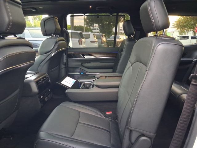 2022 Jeep Grand Wagoneer Series I