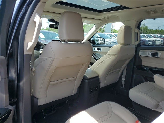 2022 Ford Explorer Platinum