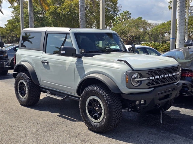 2023 Ford Bronco Base