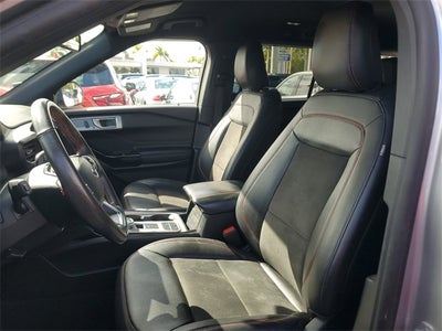 2023 Ford Explorer ST-Line