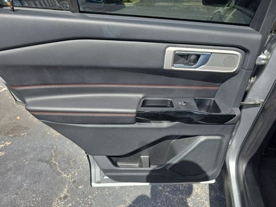 2022 Ford Explorer ST-Line