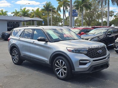 2022 Ford Explorer ST-Line