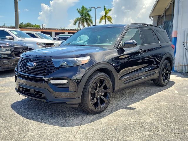 2023 Ford Explorer ST-Line