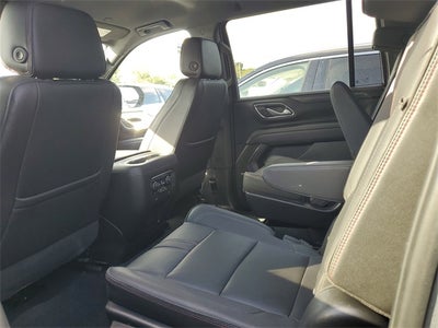 2023 Chevrolet Suburban RST