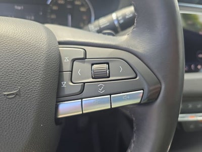 2022 Cadillac XT4 Premium Luxury