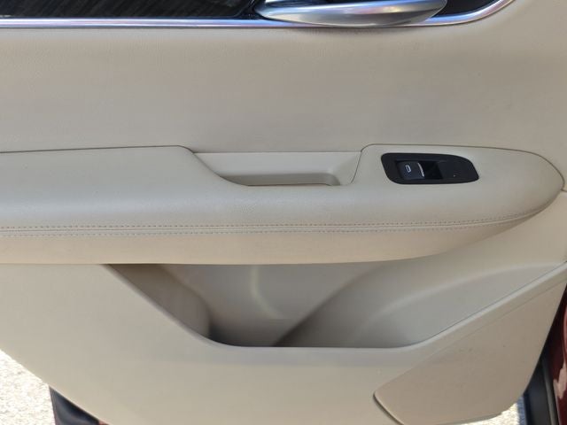 2018 Cadillac XT5 Base