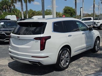 2021 Cadillac XT6 Premium Luxury