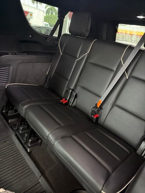 2022 Cadillac Escalade ESV Premium