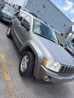 2006 Jeep Grand Cherokee Laredo