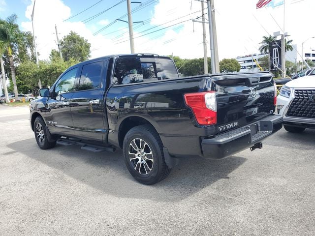 2021 Nissan Titan SV