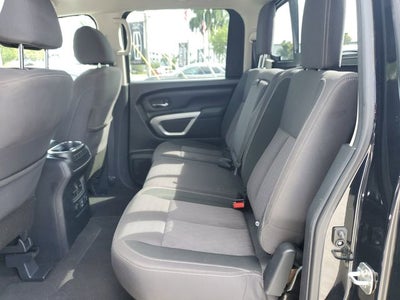 2021 Nissan Titan SV