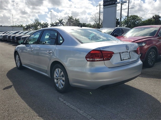 2015 Volkswagen Passat 1.8T S