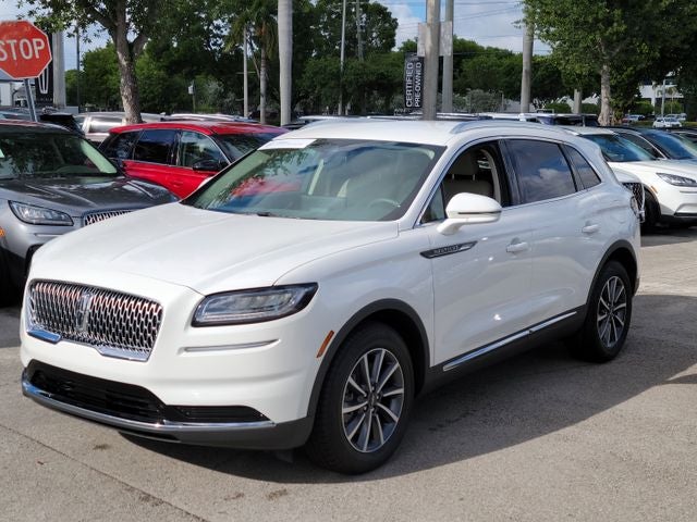 2022 Lincoln Nautilus Standard