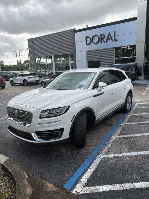 2020 Lincoln Nautilus Standard