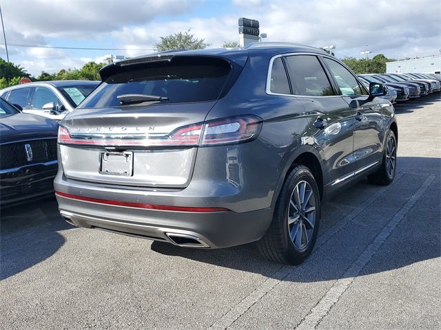 2022 Lincoln Nautilus Standard